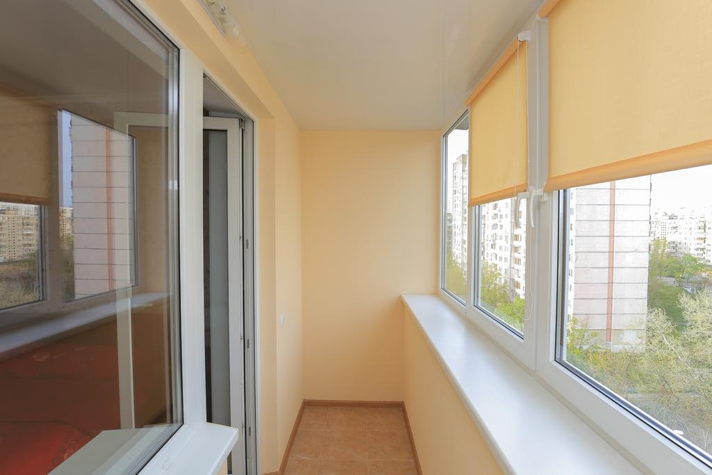 Apartment On Obolonskiy Prospect 12 키예프 외부 사진