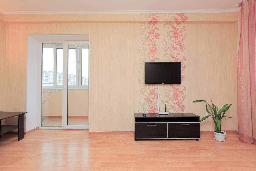 Apartment On Obolonskiy Prospect 12 키예프 외부 사진